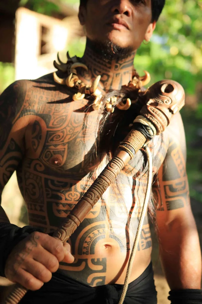 Tahuata tattooed warrior © Tahiti Tourisme