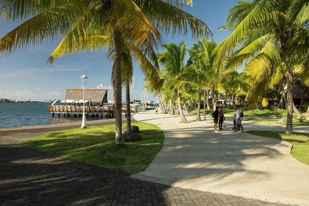 Papeete waterfront ©Grégoire Le Bacon