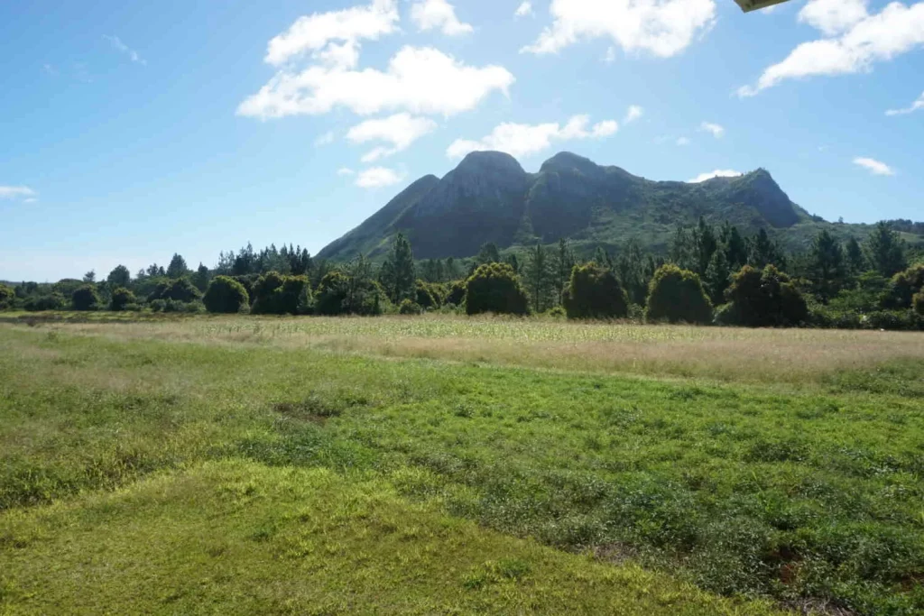 Mount Taitaa in Tubuai © Léa Parizot