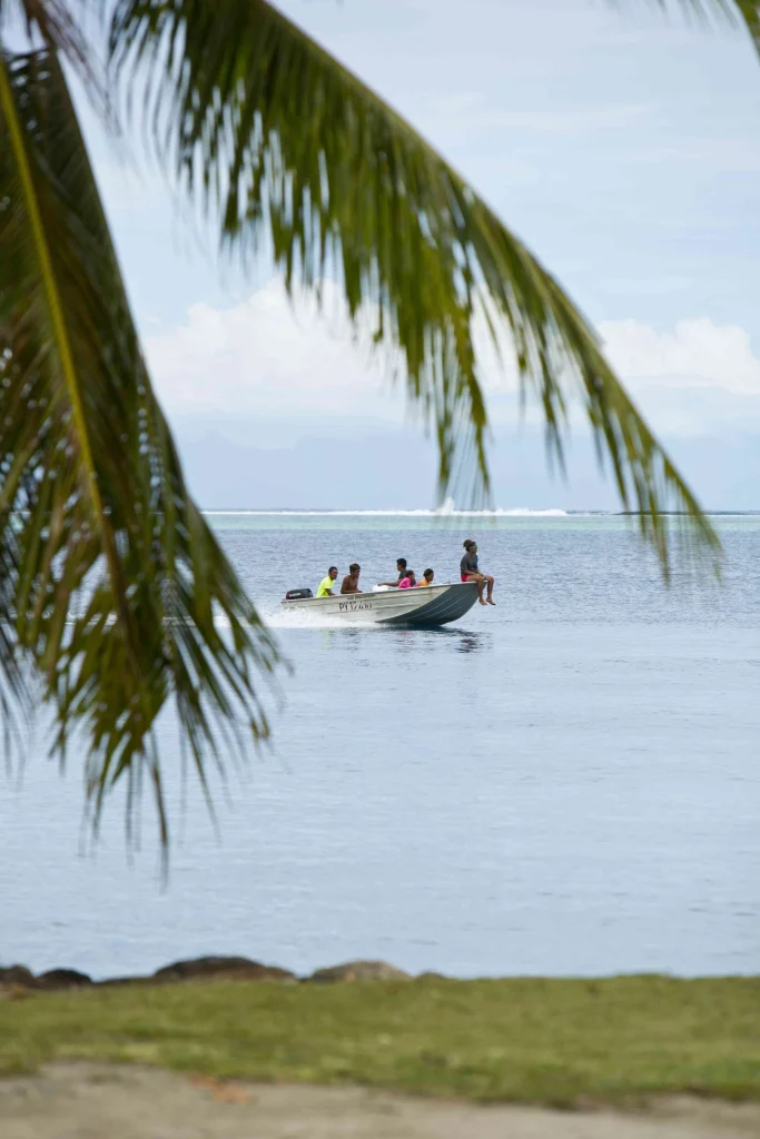 Getting around Manihi ©_Tahiti Tourisme