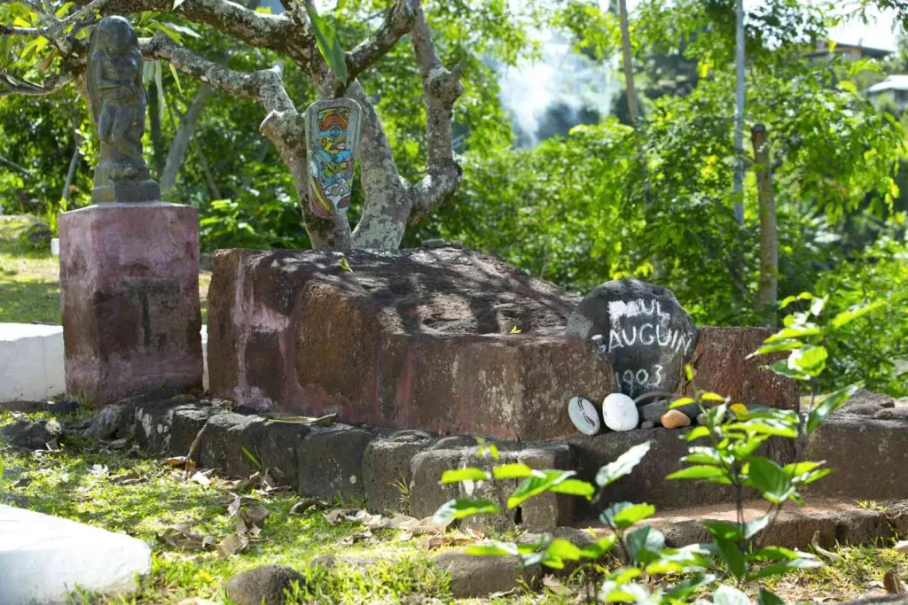 Tombe de Paul Gaugin © Tahiti Tourisme