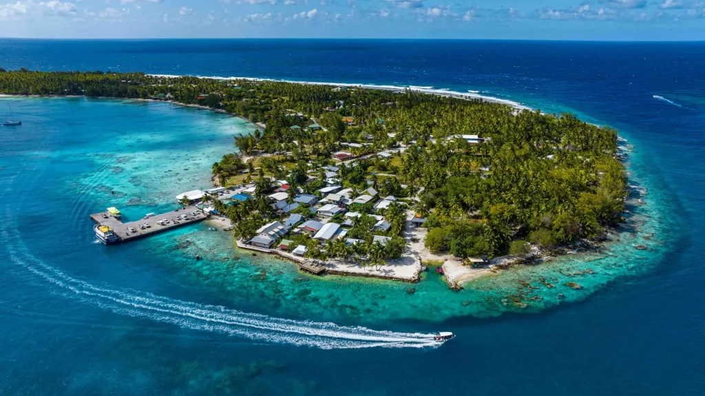 View on Rangiroa© Michael Runkel