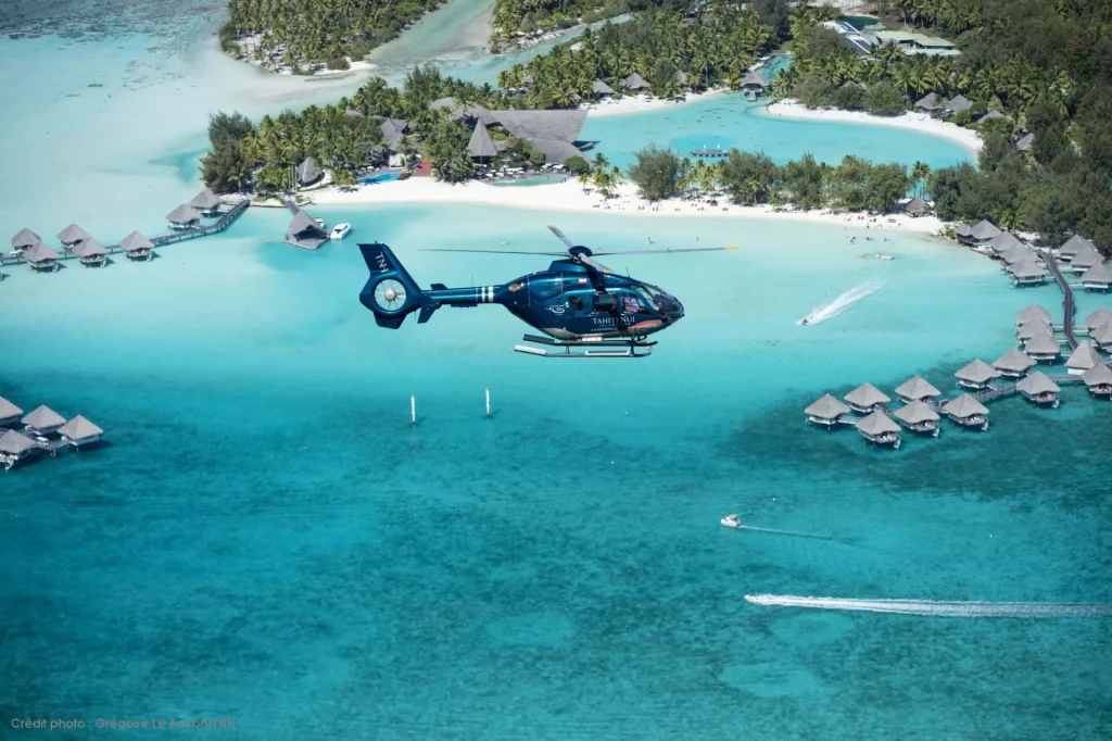 Helicopter ride over Bora Bora © Grégoire Le Bacon Tahiti Nui Helicopters