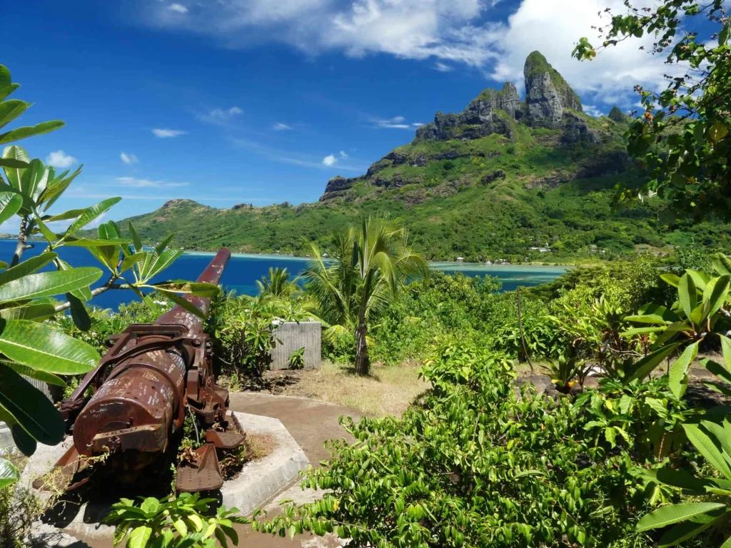 Le canon de Bora Bora © Frédéric Cristol