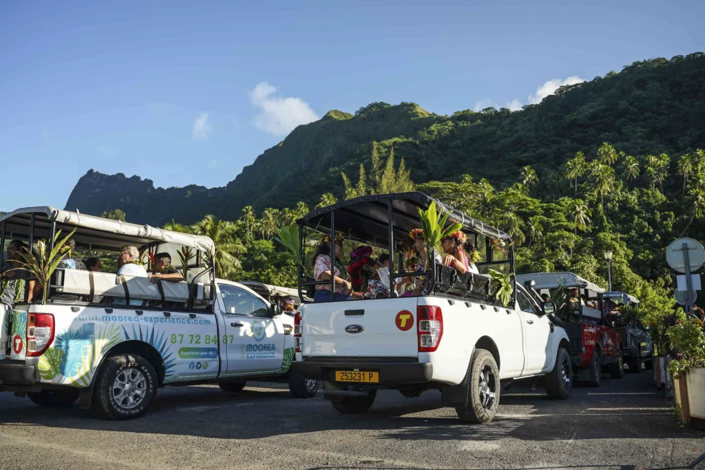 Discover Moorea aboard a 4x4 safari ©_Ra'i Mao