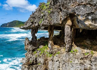 Lagon et terres des Australes