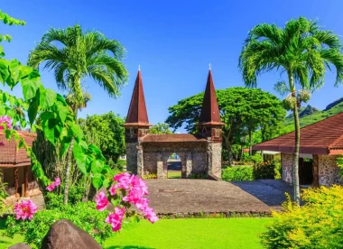 Immersion mystique en E-Bike au coeur de Nuku Hiva