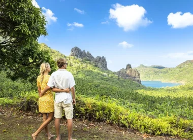Voyage de Noces de Luxe Polynésie – Combiné 7 Îles : Marquises, Société et Tuamotu
