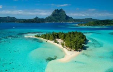 Expédition à bord de l’Aranui dans les Marquises & détente à Moorea – Polynésie