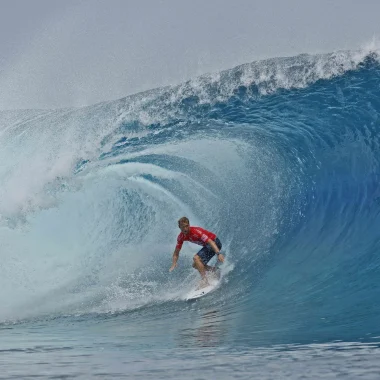 The mythical Teahupo'o wave ©Steve Dickinson