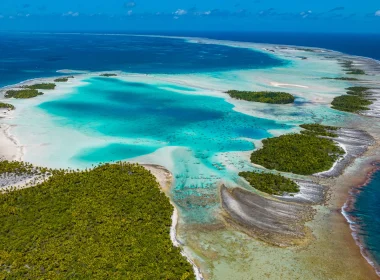 Le Lagon Bleu de Rangiroa © Michael Runkel