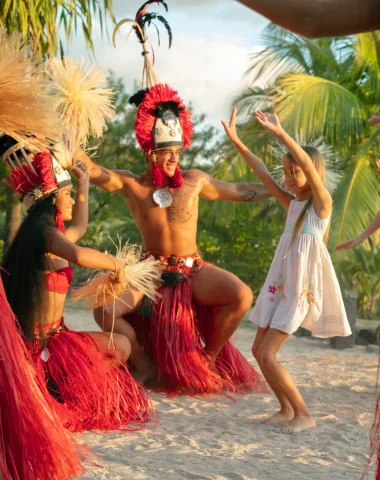 Invitation à la danse à Tahiti Et Ses Îles © Grégoire Le Bacon