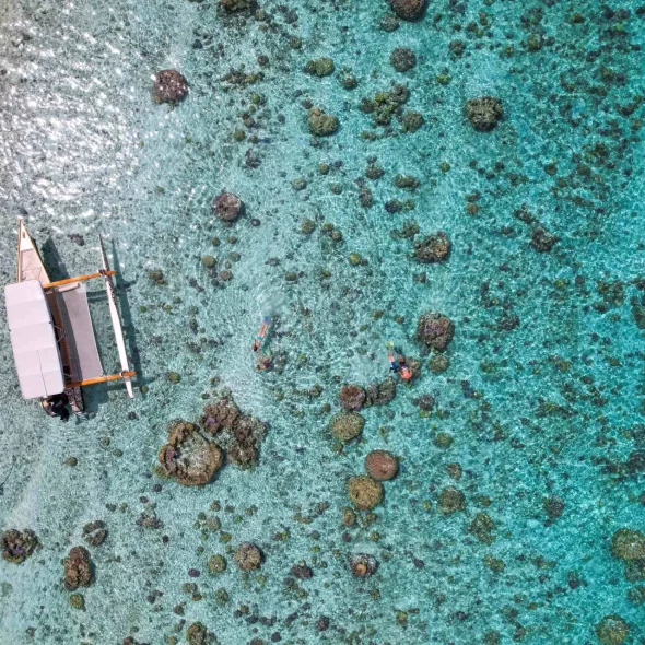 Lagon de Bora Bora © Grégoire Le Bacon & LionAiles
