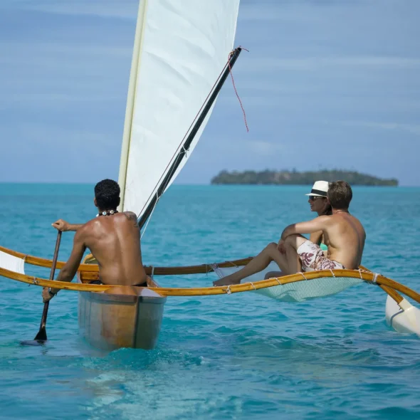 Pirogue tour in Bora Bora © Tahiti Tourisme