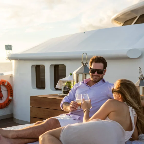 Romantic cruise © Tahiti Tourisme & Grégoire LE BACON