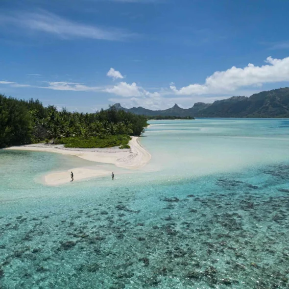 Motu Piscine à Raivavae © Grégoire Le Bacon _ LionAiles