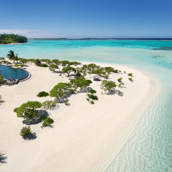 Piscine du The brando sur l'île privée de Tetiaroa c Tahiti Tourisme